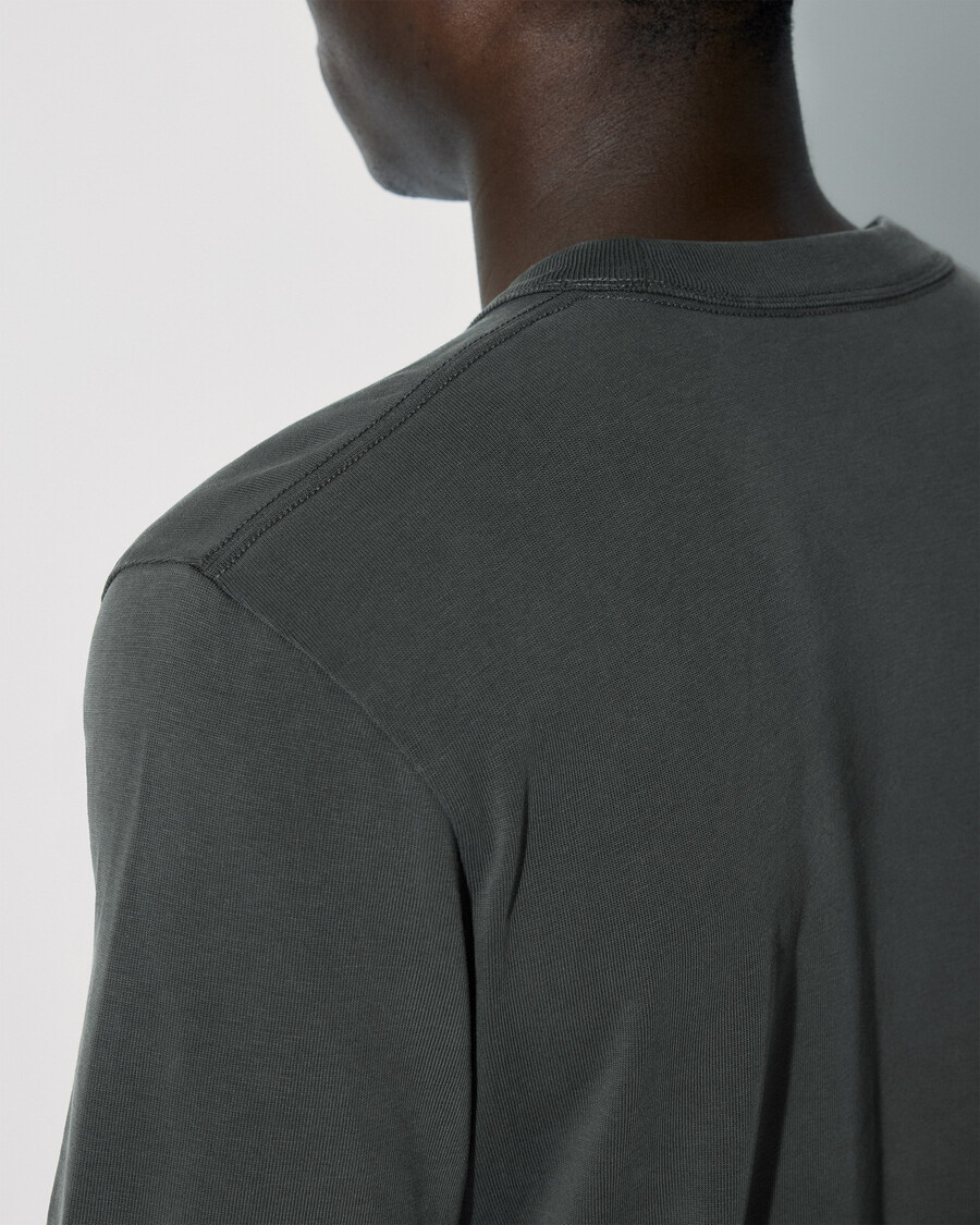 schweres herren-t-shirt in anthrazit jetzt kaufen — cdlp