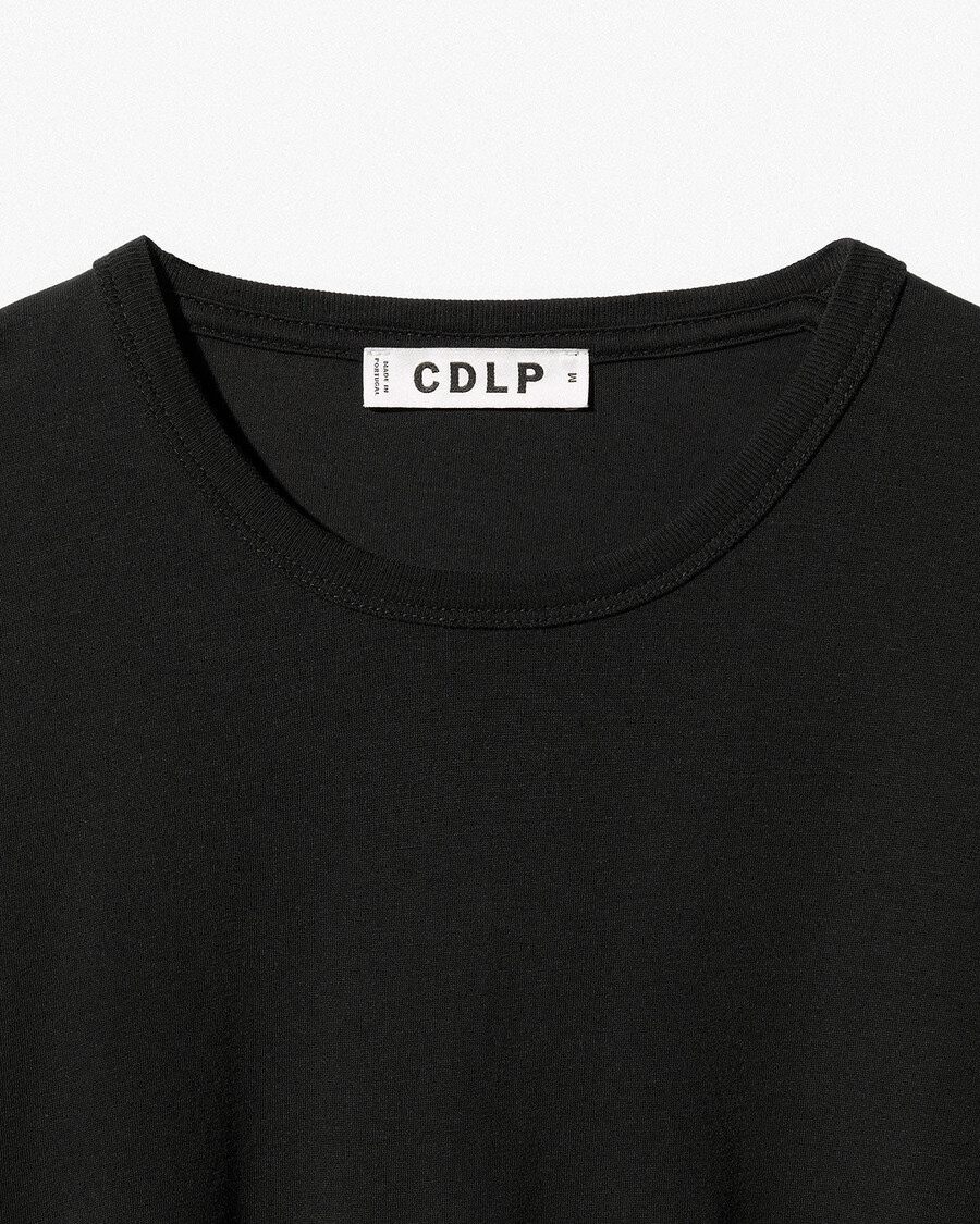 leichtes herren-t-shirt in schwarz jetzt kaufen — cdlp